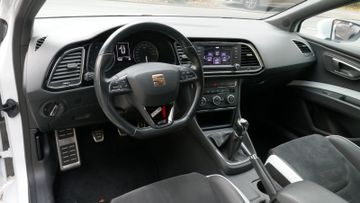 Fahrzeugabbildung SEAT Leon SC Cupra 265, LED, Panoramadach.