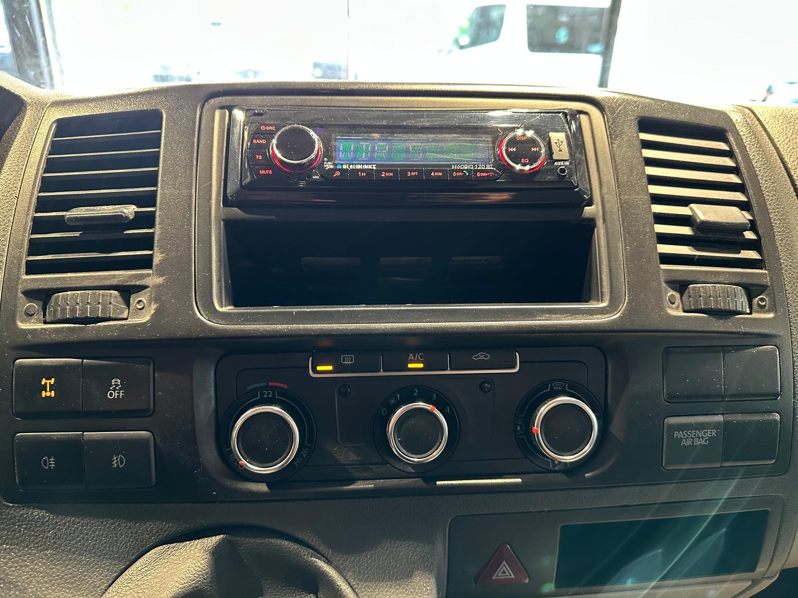 Volkswagen T5 WIDDER 4MOTION ROCKTON SEIKEL BUNDESWEHR OFFR