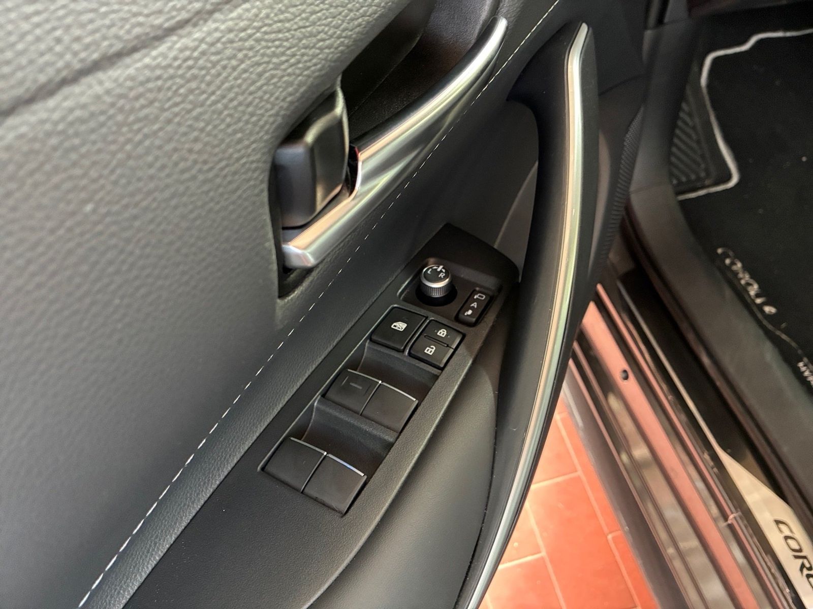 Fahrzeugabbildung Toyota Corolla Touring Sports 2,0 Teamplayer +Technik P