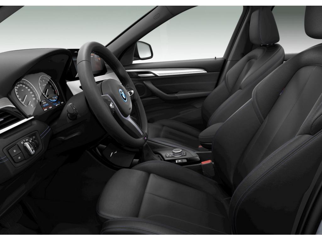 BMW X1 xDrive25e M-Sport HUD LED NAVI KAMERA SHZ PDC, миниатюра 4