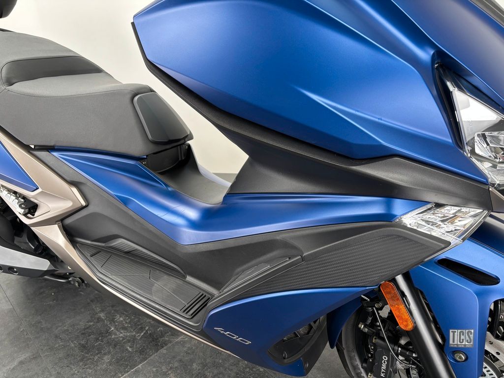 Fahrzeugabbildung Kymco XCITING S 400 I *TOPCASE *1.HAND