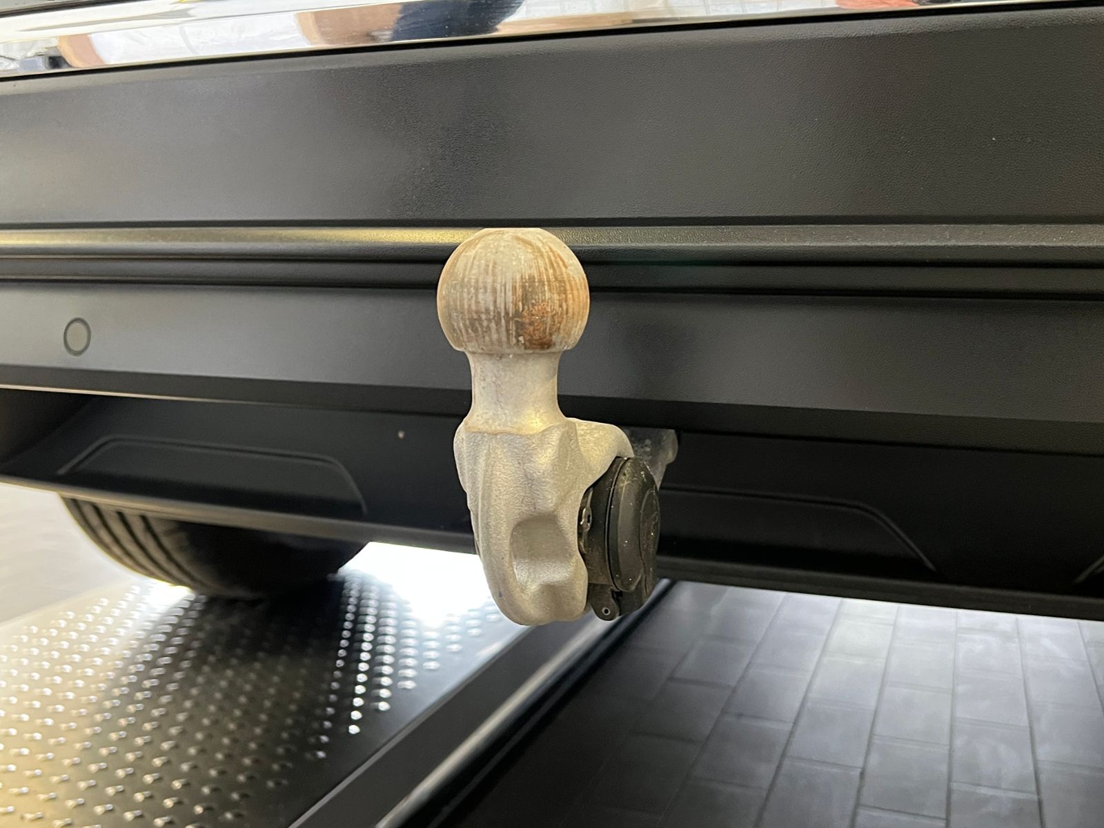 Fahrzeugabbildung Volkswagen Tiguan MOVE 1.5 TSI DSG *AHK, LED, Navi, 17'-LM*