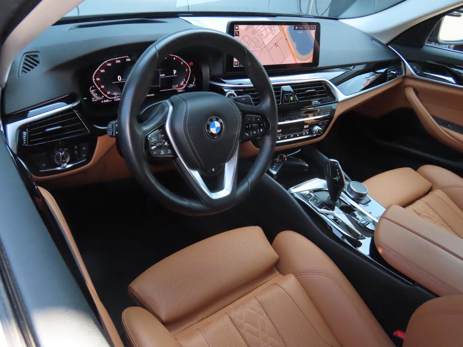 BMW 530d xDrive Autom. Leder Keyless Head-Up 360°
