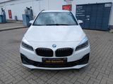 BMW 218 2 Active Tourer 218d Sport Line TÜV NEU