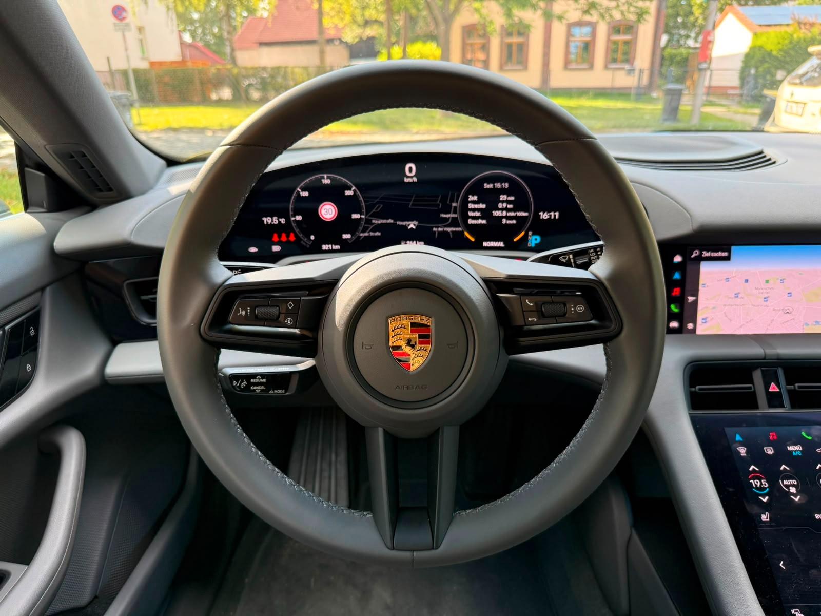 Porsche Taycan 4 S 360° Tageszulassung Neue TUV!