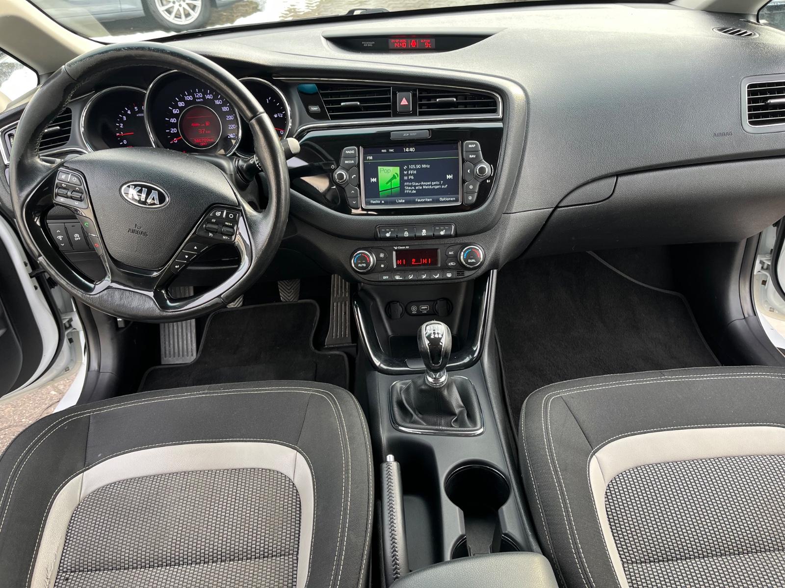 Kia ANDERE Ceed Sportswagon Dream Team-TOP ZUSTAND