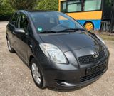 Toyota Yaris 1,3-l-VVT-i Cool/5 Türer/Klima/TÜV 09.2026 - Toyota Yaris: Türer