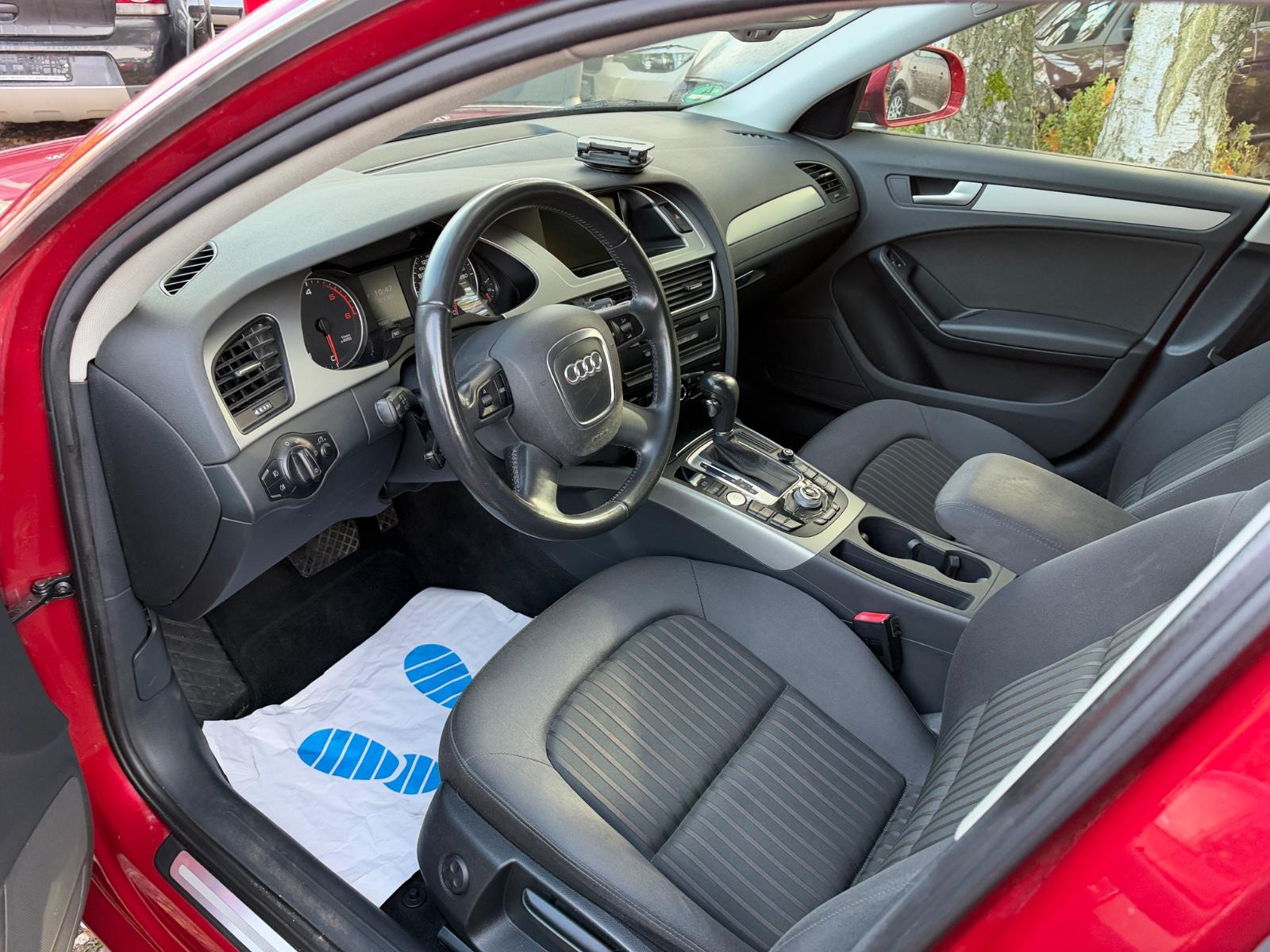 Audi A4 2008 — photo 6