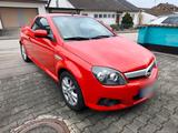 Opel Tigra TwinTop 1.4 Automatik TÜV NEU - Opel Corsa mit Benzin-Antrieb: Cabrio