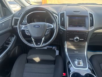 Ford S-Max - 11