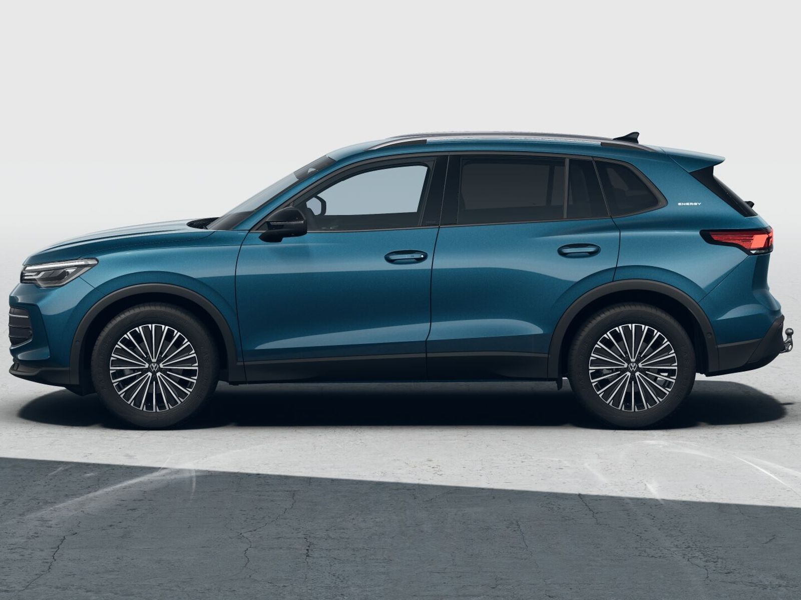 Fahrzeugabbildung Volkswagen Tiguan Energy 1.5 eTSI DSG *AHK, AreaView, Navi,