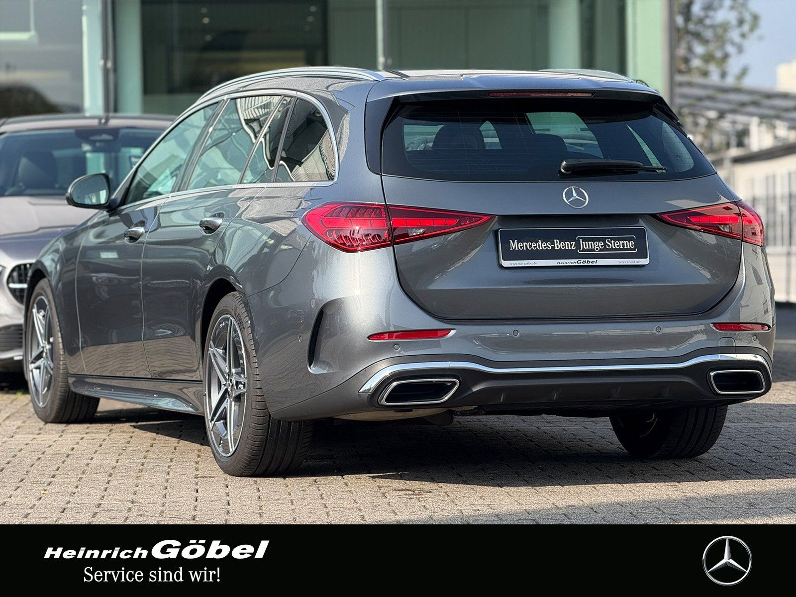 Fahrzeugabbildung Mercedes-Benz C 200 T AMG*DISTRONIC*360°*DIGITALLIGHT*KEYLESS*