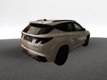Hyundai TUCSON - 2