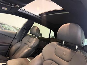 Audi Q8 - 10
