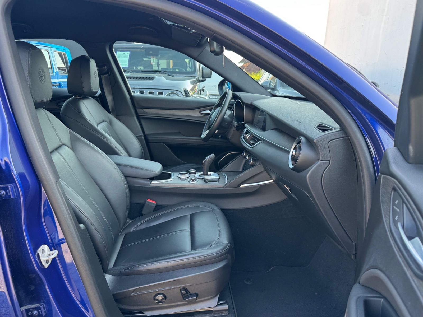Fahrzeugabbildung Alfa Romeo Stelvio Ti Q4/MEMORY/NAVI/KAMERA/ACC/KLIMA