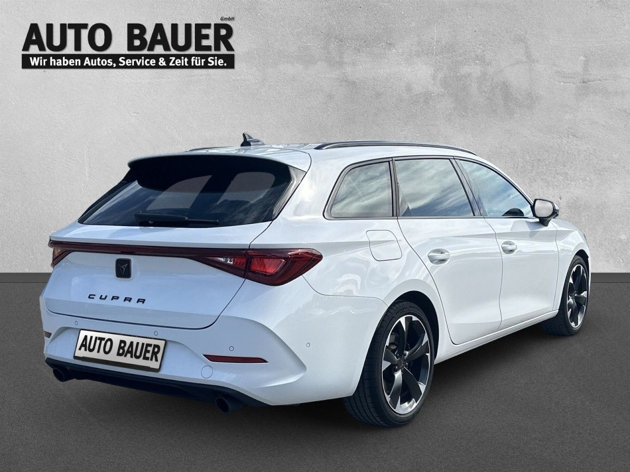 Fahrzeugabbildung CUPRA Leon Sportstourer 2.0 TSI 245 PS DSG - mit KI generiert/bearbeitet