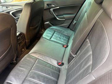 Opel Insignia - 10