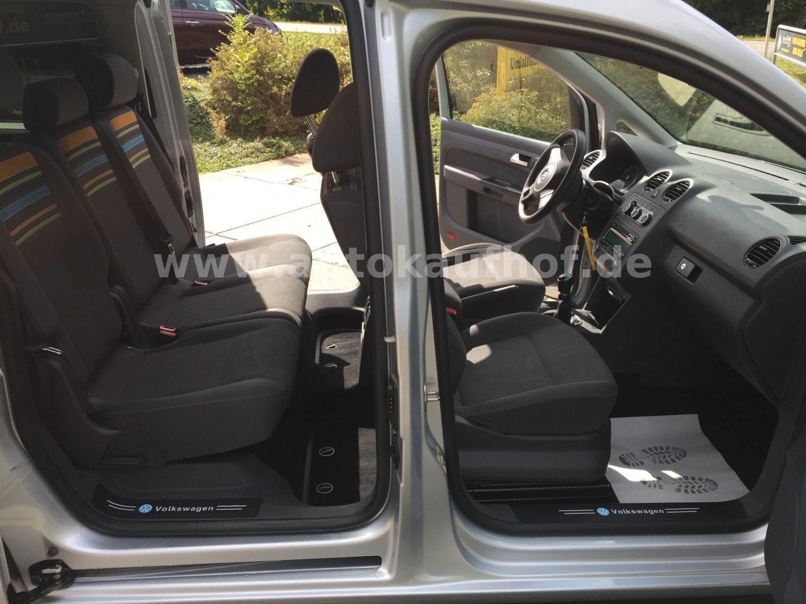 Volkswagen Caddy 2013 — photo 17