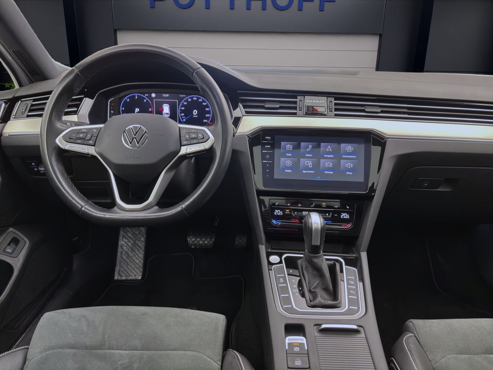 Volkswagen Passat Variant - Bild 13