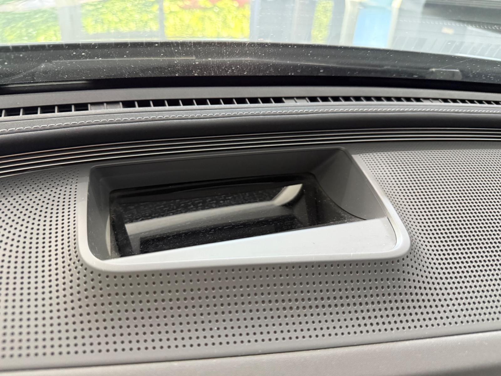 Mercedes-Benz EQC 400 4M*AMG*DISTRONIC*MEMORY*360*AHK*HEADUP*