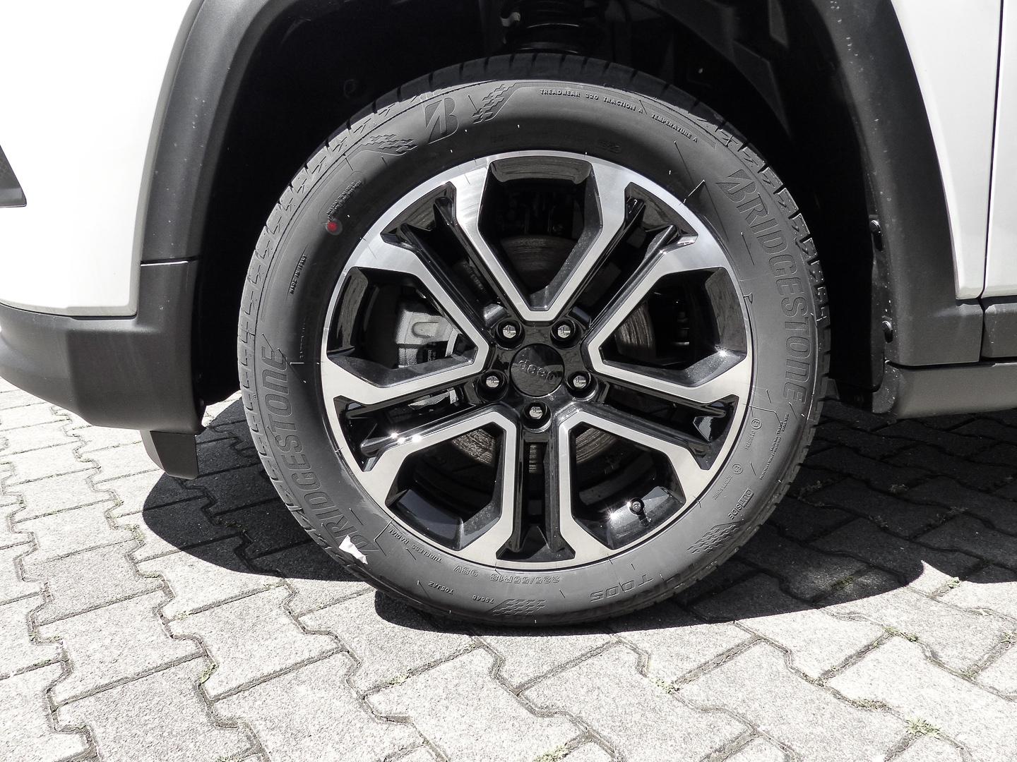 Jeep Compass Limited Mild-Hybrid Premium Park-Komfort