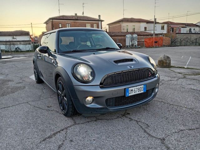 MINI Mini 3 serie 16 V (R56)