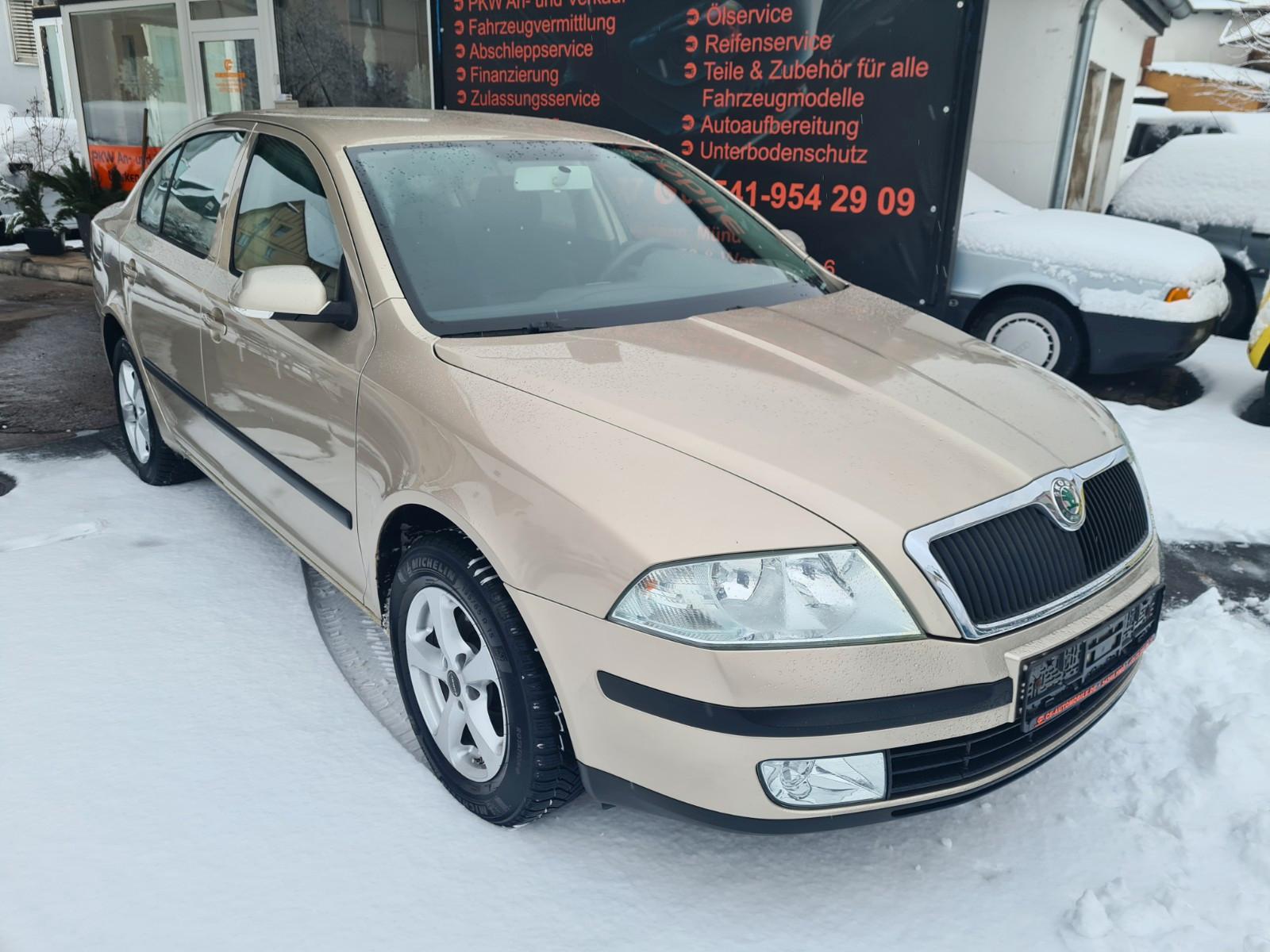 Skoda Octavia Lim.Ambiente-1.HAND/1,6/75KW/Tüv NEU/AHK