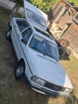 Audi 100 Fließheck Typ 43,  5 Zylinder - Audi 100: Typ 43