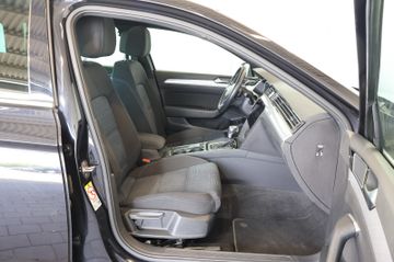 Volkswagen Passat GTE 1.4 TSI AID+MATRIX+KEY+KAM+PANO+AHK