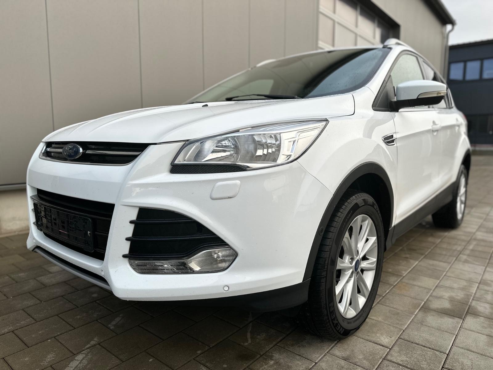 Ford Kuga Titanium/4WD/AHK/NAVI