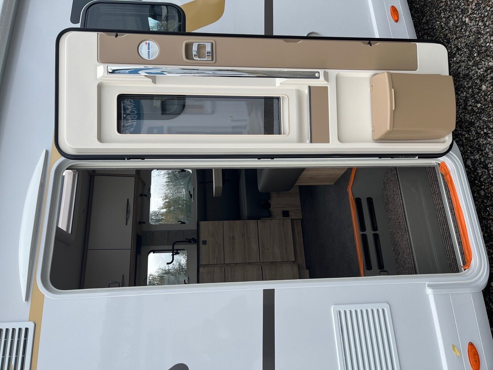 Fahrzeugabbildung Eura Mobil Integra Line IL 720 EF Markise, Lithiumbatterien