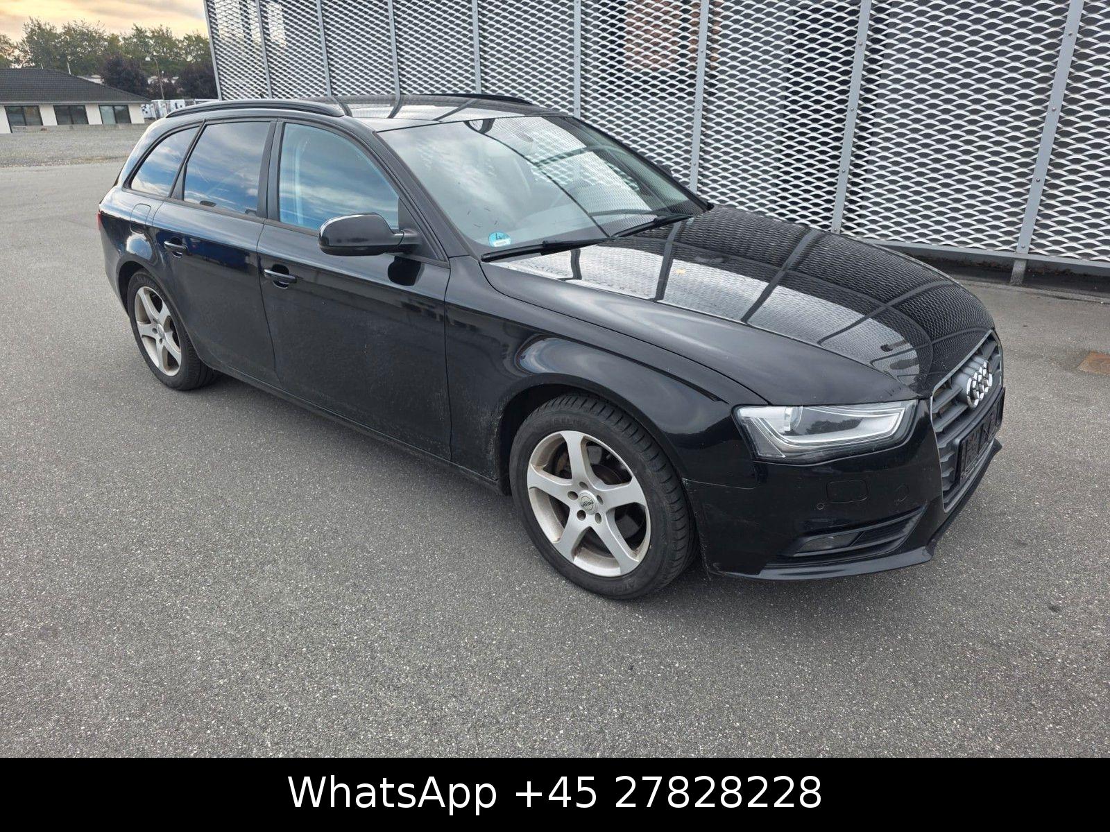 Audi A4 2013 — салон