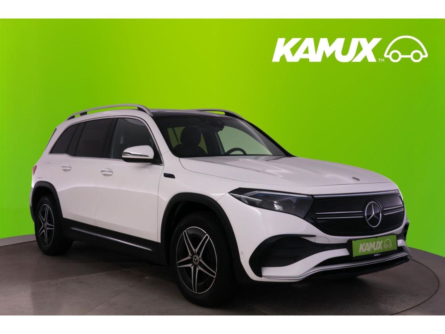 MERCEDES-BENZ EQB 300 4Matic AMG Line+LED+NAVI+PANO+KAMERA