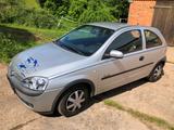 Opel Corsa 1.2 16V Comfort Young timer Klima TÜV neu - Opel Corsa aus 2001: Comfort