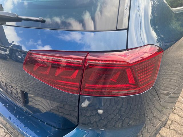 Passat Variant Elegance 1.5 TSI DSG R-Line Leder