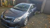 Toyota Avensis - Toyota Avensis aus 2009 mit Diesel-Antrieb