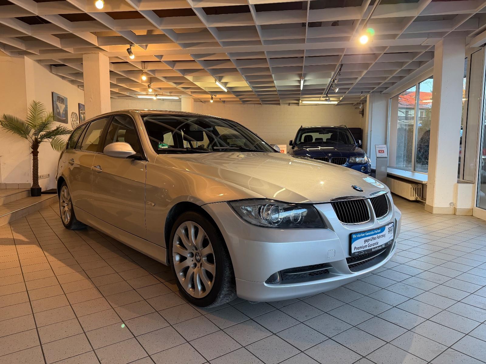 BMW 330d xDrive *AHK+XENON+NEU TÜV*