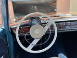 Mercedes-Benz W111 230S - Mercedes-Benz 230 Gebrauchtwagen in Berlin