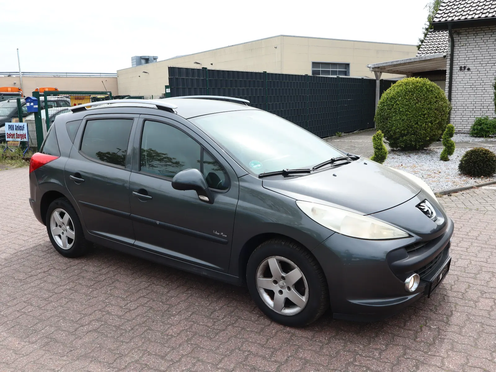 Peugeot 207 2009 — photo 5
