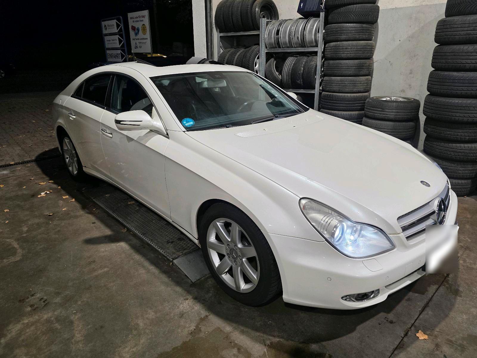 Mercedes-Benz CLS 320