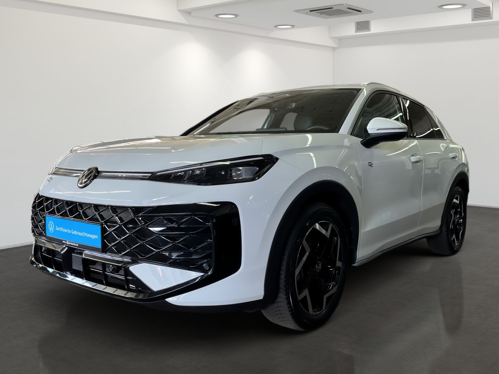 Volkswagen T-Roc R-Line 1,5 eTSI DSG Navi RFK IQ.Light foto 2