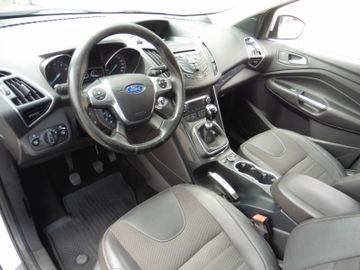 Ford Kuga - 10