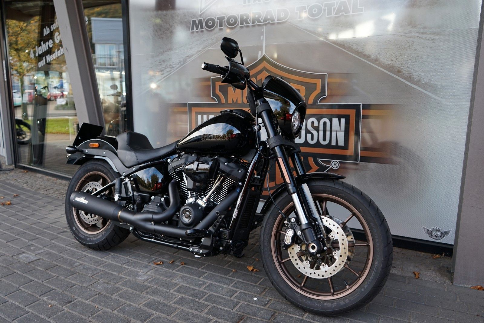 Fahrzeugabbildung Harley-Davidson Low Rider S 117cui Jekill & Hyde