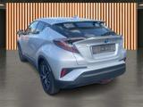 Toyota C-HR Hybrid Team D*Navi* - Toyota mit Hybrid-Antrieb: Geländewagen