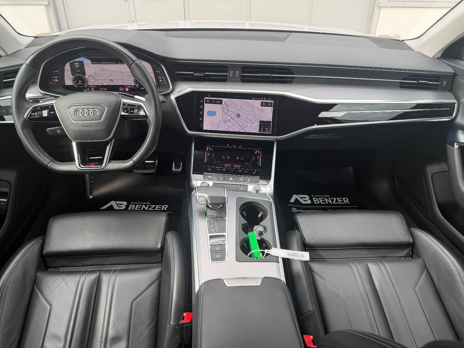 Fahrzeugabbildung Audi 55 TFSI e quattro S-Line/LEDER/Navi/LED/CarPlay/