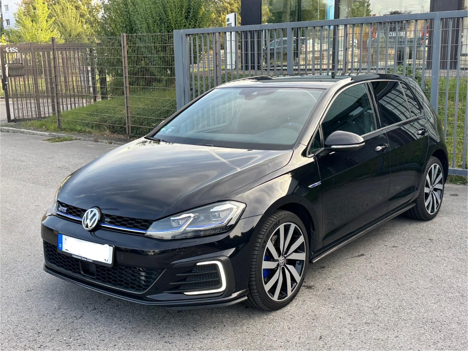 Volkswagen Golf VII Lim. GTE DSG LED ACTIVE INFO ACC