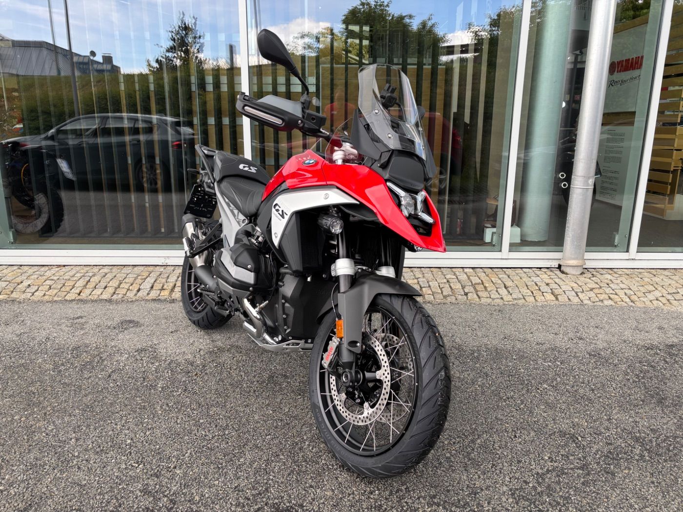 Fahrzeugabbildung BMW R 1300 GS 4 Pakete ASA