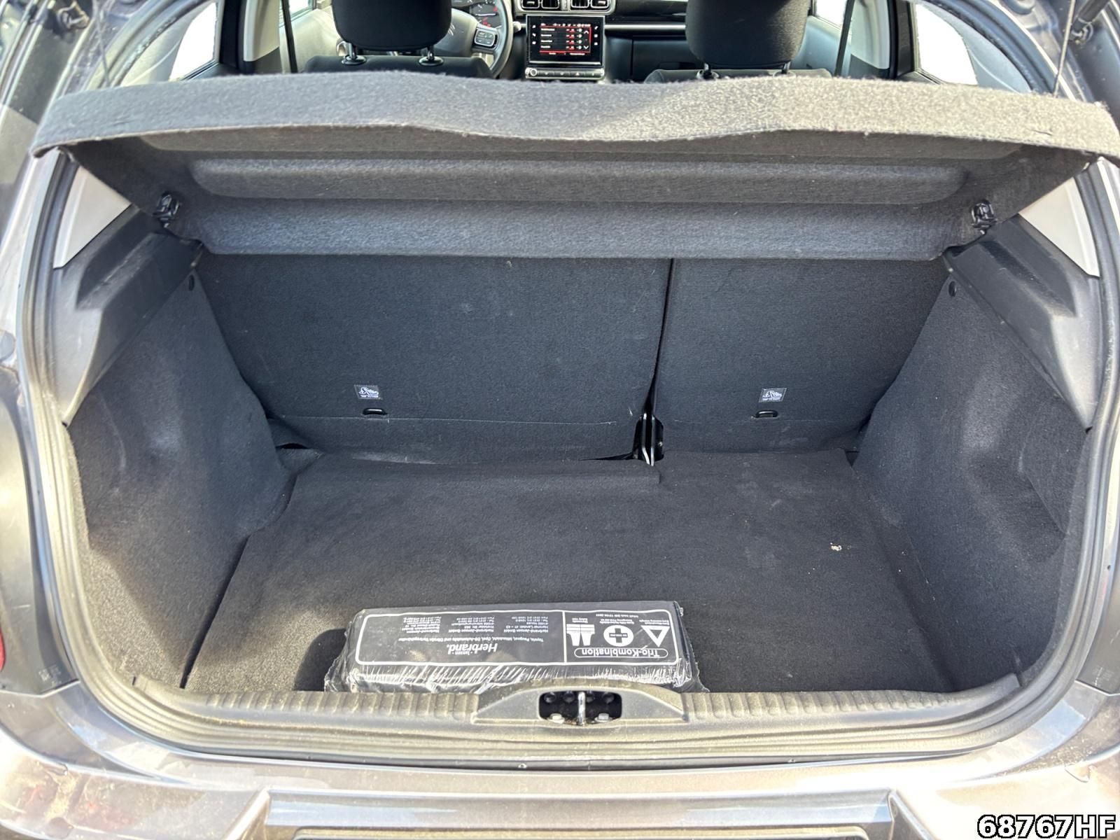 Fahrzeugabbildung Citroën C3 Shine Pack 1.2 PureTech 81kW *NAVI*SHZ*KAMER