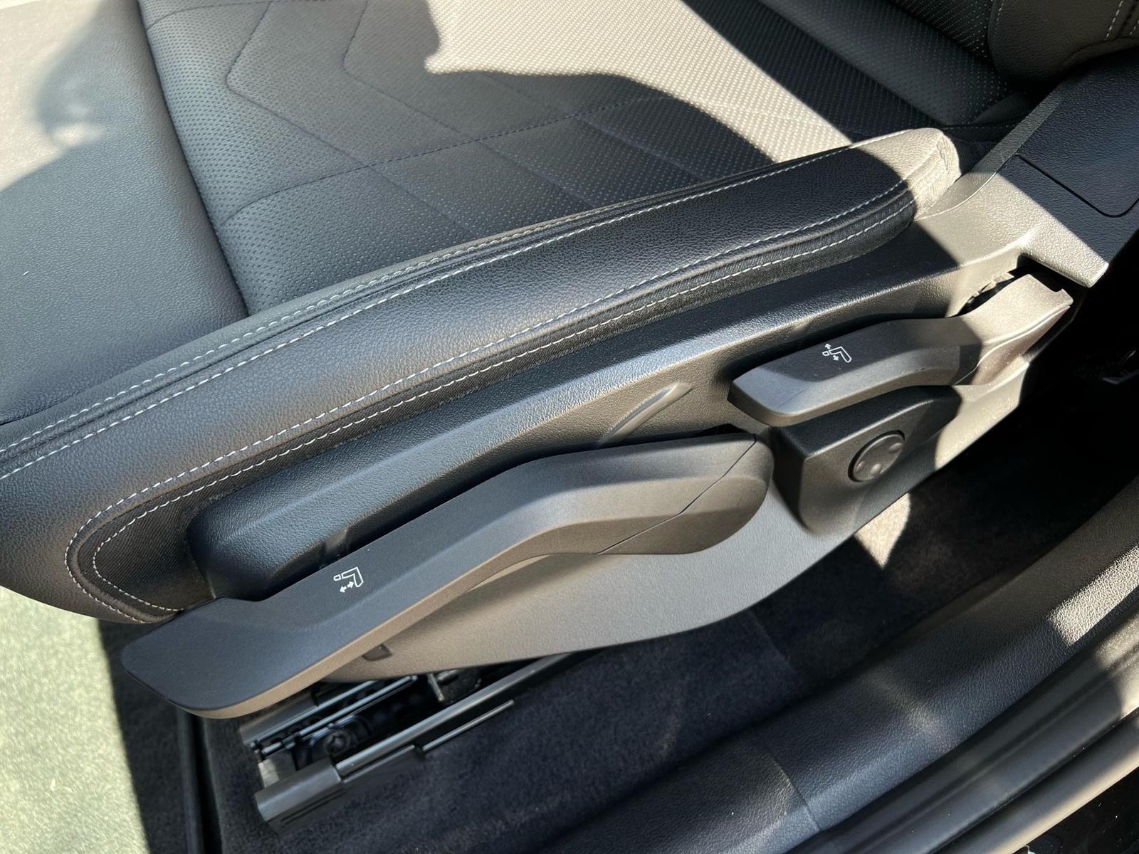 BMW iX1 xDrive30 DAB LED Komfortzg. Shz BATTERIE 100, миниатюра 17