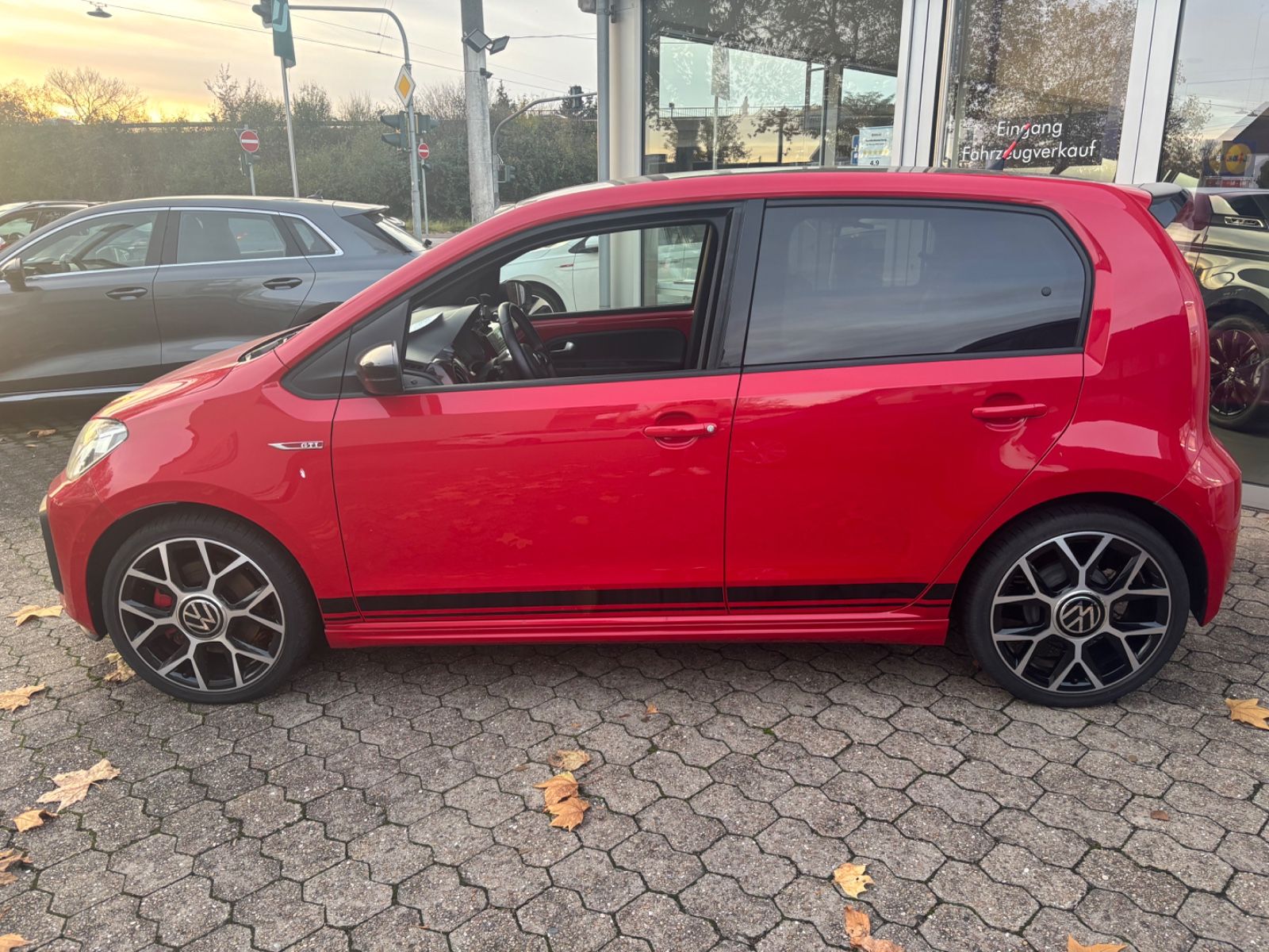 Fahrzeugabbildung Volkswagen up! GTI KAM SHZ